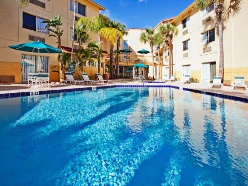 La Quinta By Wyndham St. Pete-Clearwater Airport Hotel Exterior foto