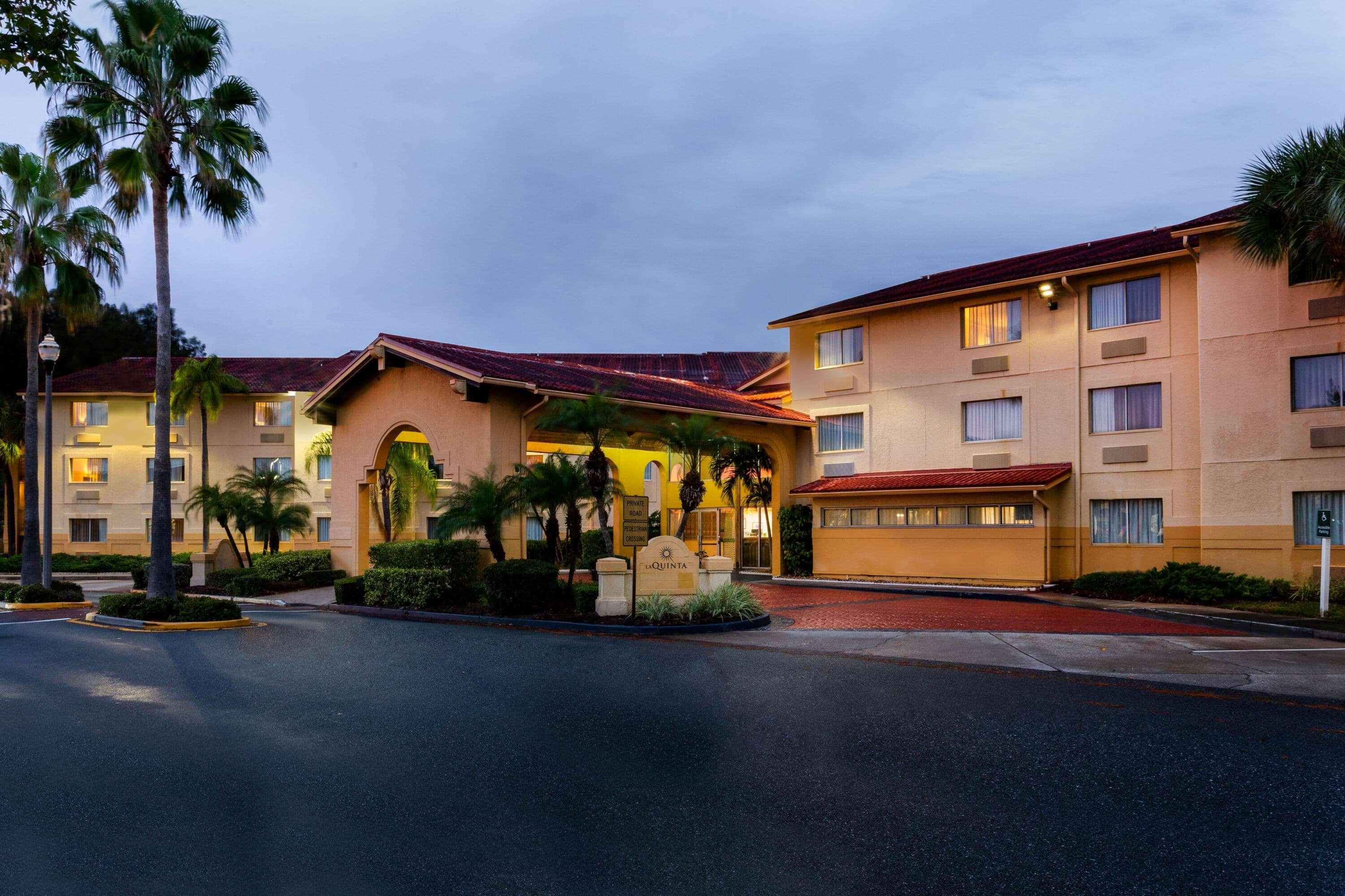 La Quinta By Wyndham St. Pete-Clearwater Airport Hotel Exterior foto