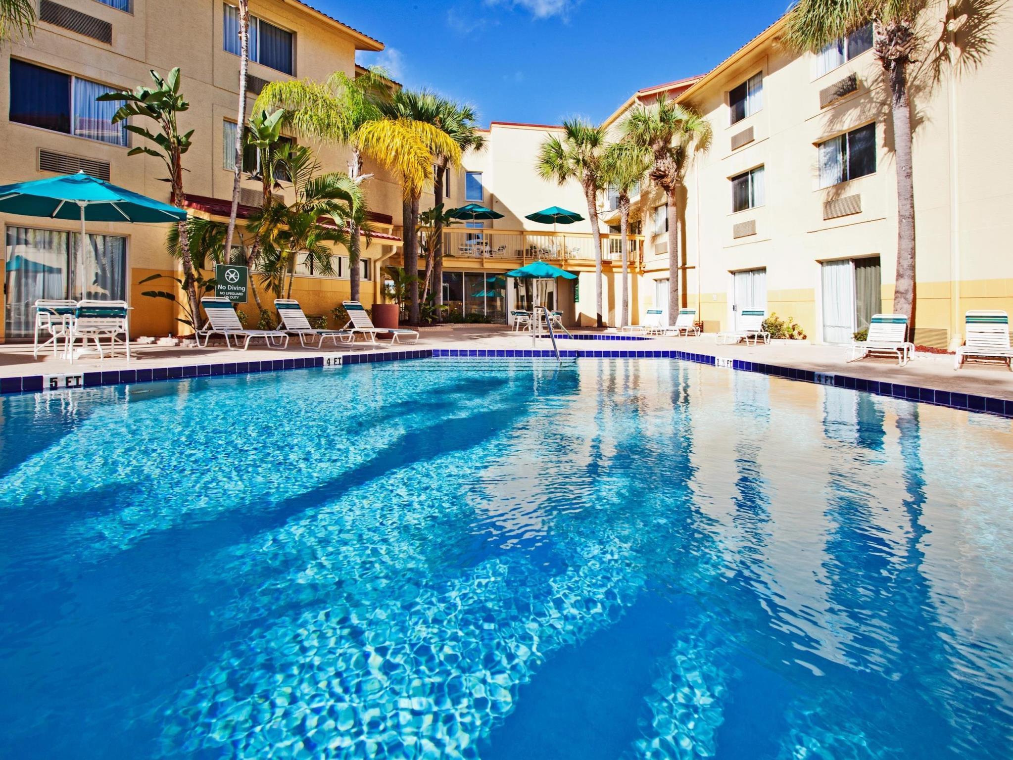 La Quinta By Wyndham St. Pete-Clearwater Airport Hotel Exterior foto