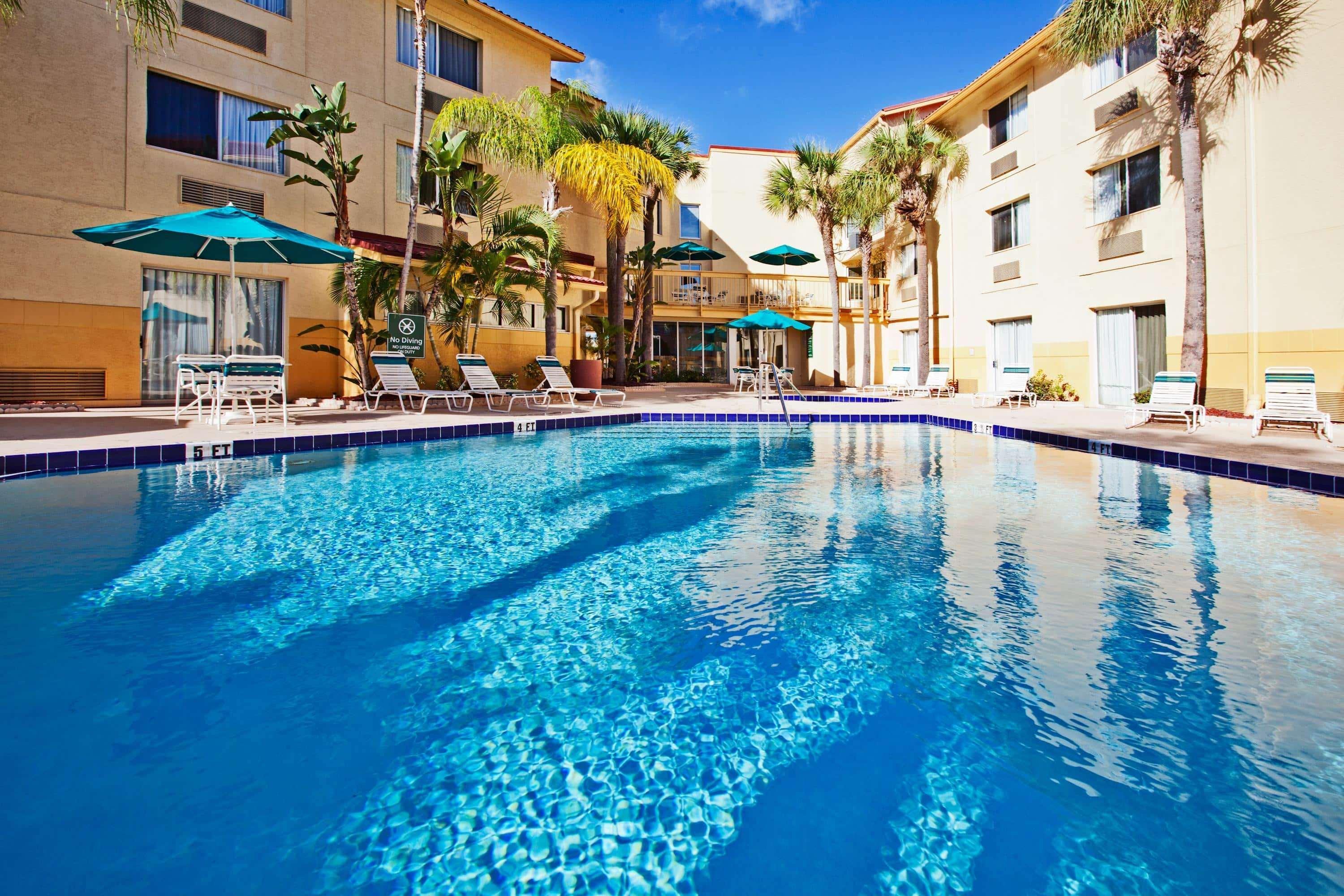 La Quinta By Wyndham St. Pete-Clearwater Airport Hotel Exterior foto