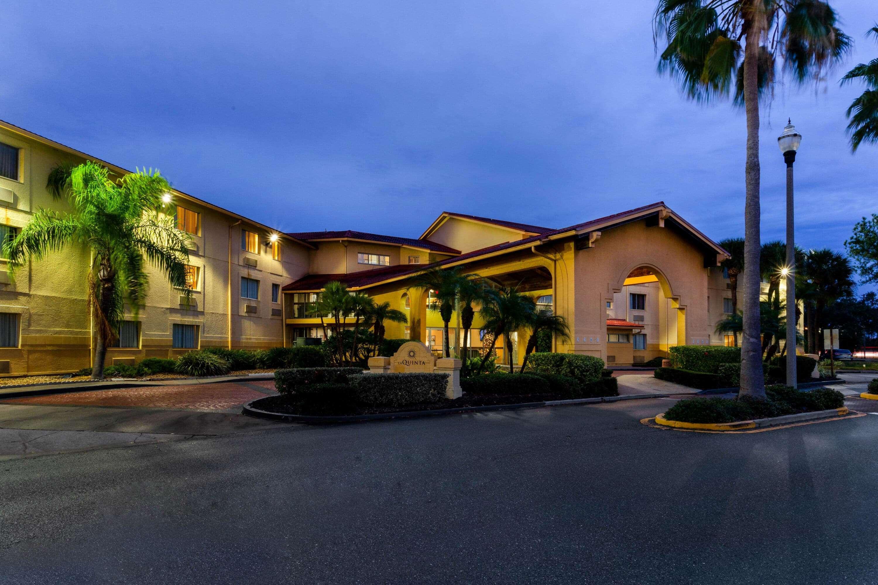 La Quinta By Wyndham St. Pete-Clearwater Airport Hotel Exterior foto