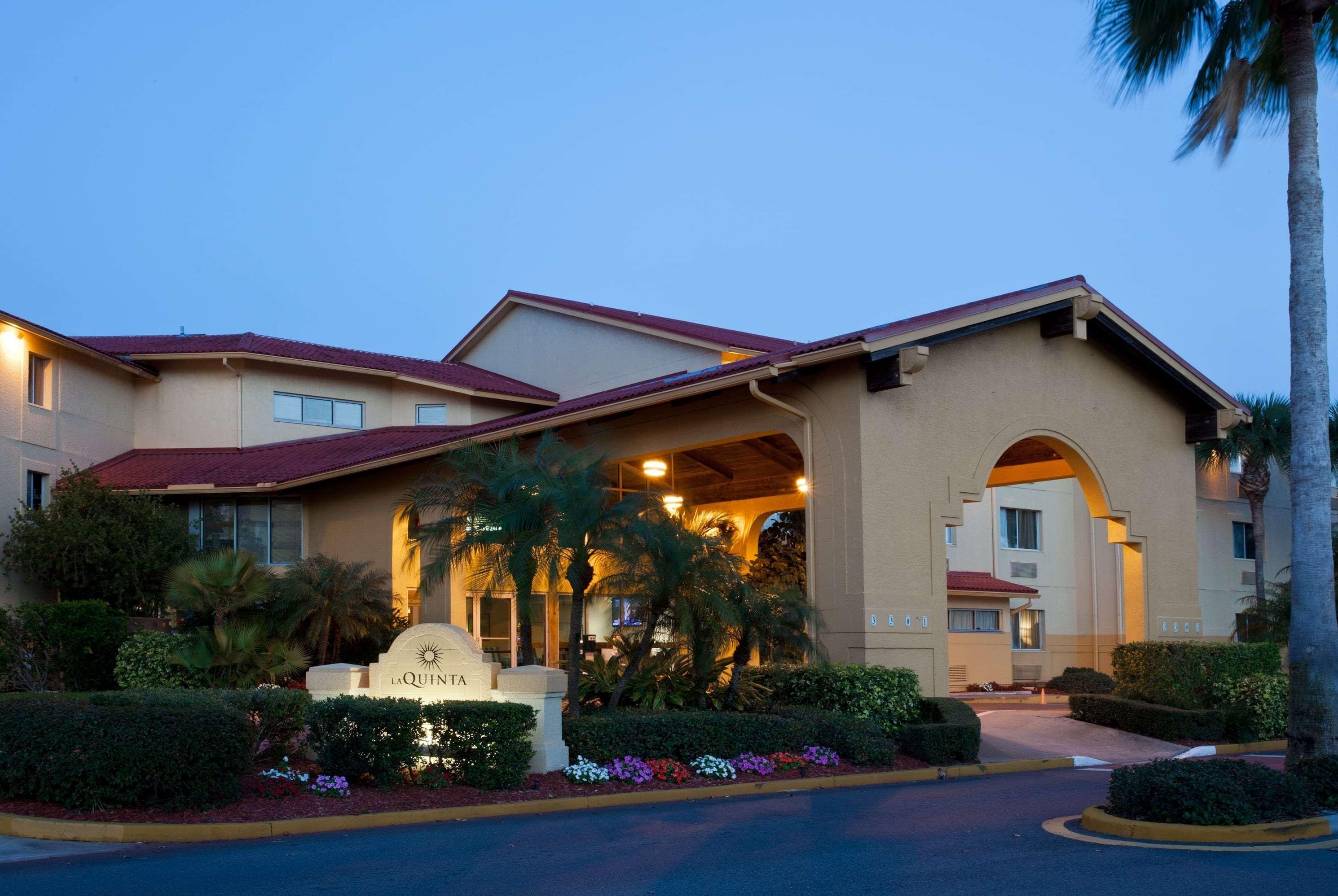 La Quinta By Wyndham St. Pete-Clearwater Airport Hotel Exterior foto